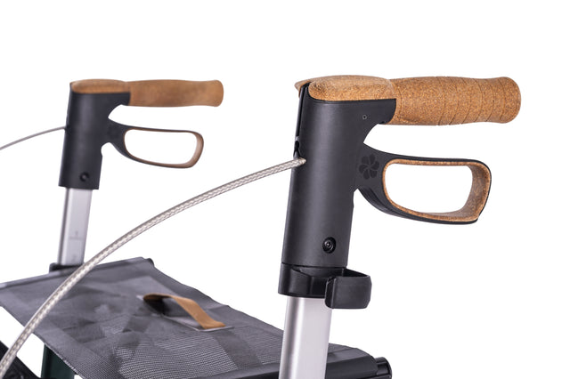Luksus” kulfiber rollator -unikt tysk design og ultra letvægtsrollator. - Seniorpleje - Udendørs rollatorer - Saljol - - Sølv - -