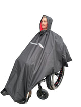 Vandtæt poncho med blød fleece til kørestolsbrugere - Beskyttelse mod regn og kulde - 3 str - Seniorpleje - Beklædning - Orgaterm - OGT-207803 - SMALL/SIZE 3 (BLÅ/GRÅ) - -